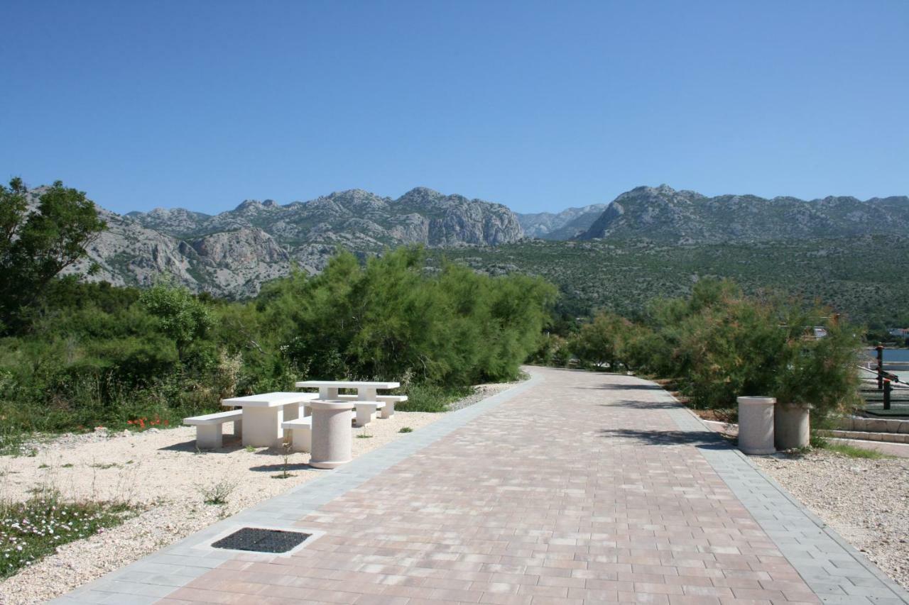 Mobile Homes Katinka, Starigrad Paklenica, Croatia Eksteriør billede