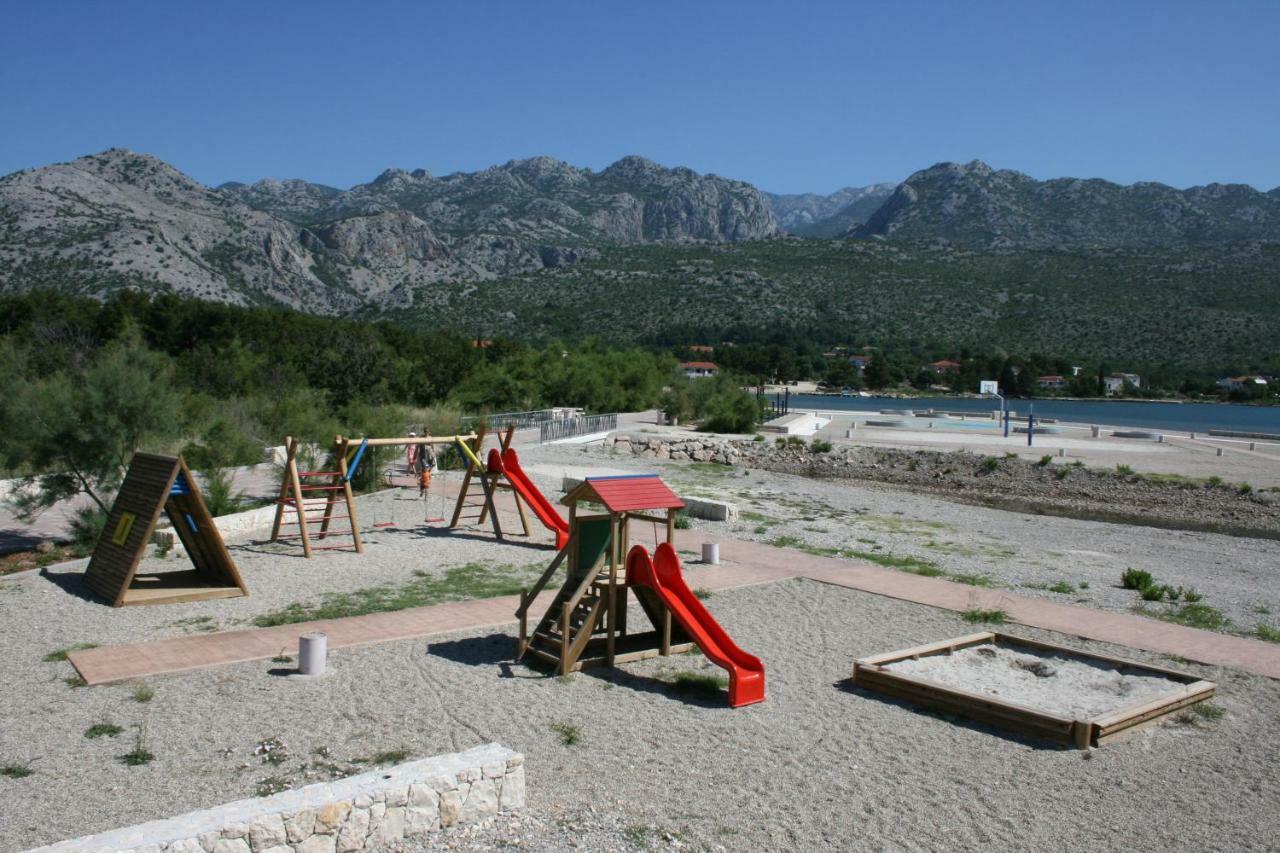 Mobile Homes Katinka, Starigrad Paklenica, Croatia Eksteriør billede
