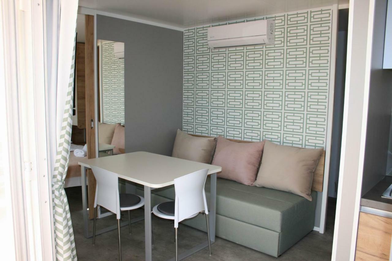 Mobile Homes Katinka, Starigrad Paklenica, Croatia Eksteriør billede